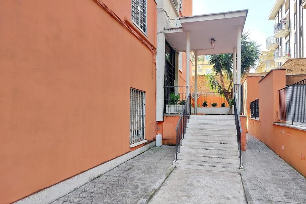 Lucky Domus Tuscolano Apartment Rom