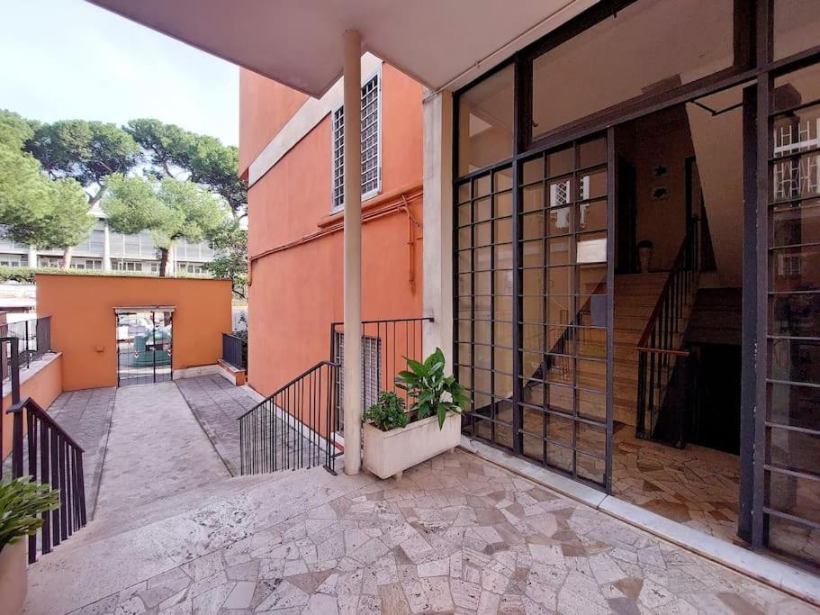 Lucky Domus Tuscolano * Rom