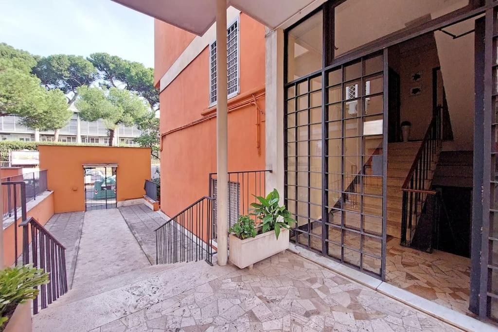 Lucky Domus Tuscolano Apartment Rom