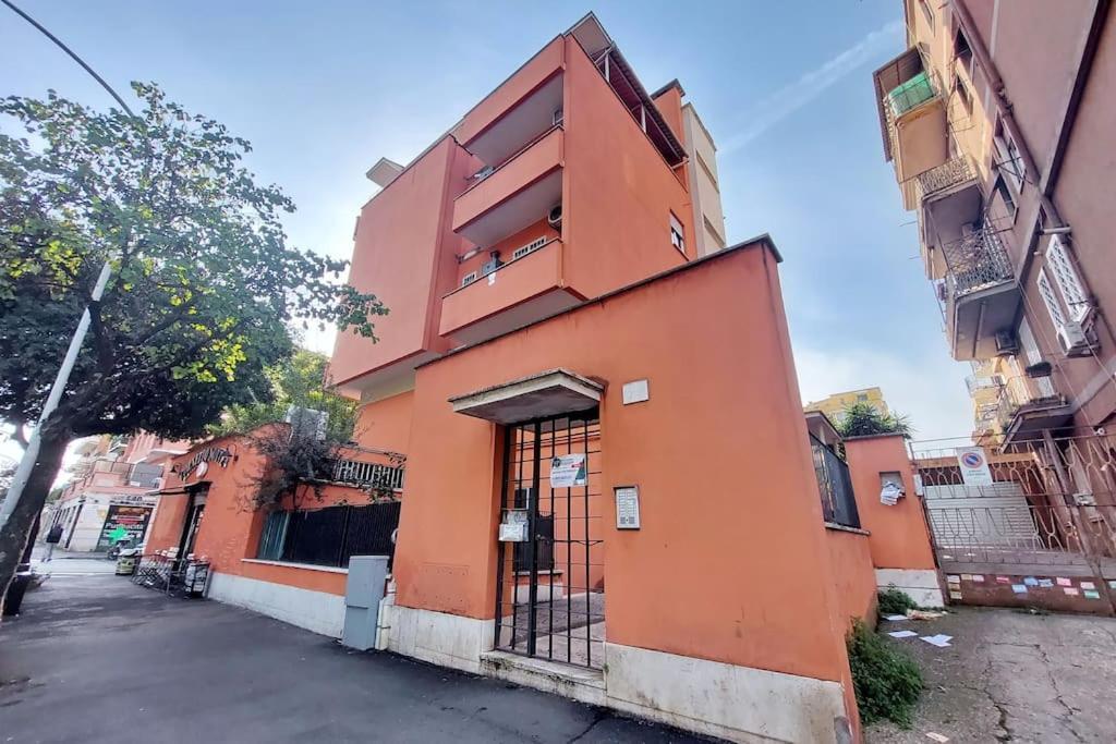 Apartment Lucky Domus Tuscolano Rom