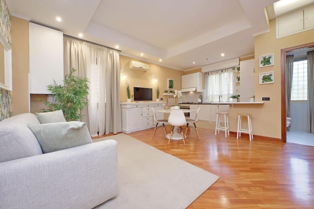 Apartment Lucky Domus Tuscolano